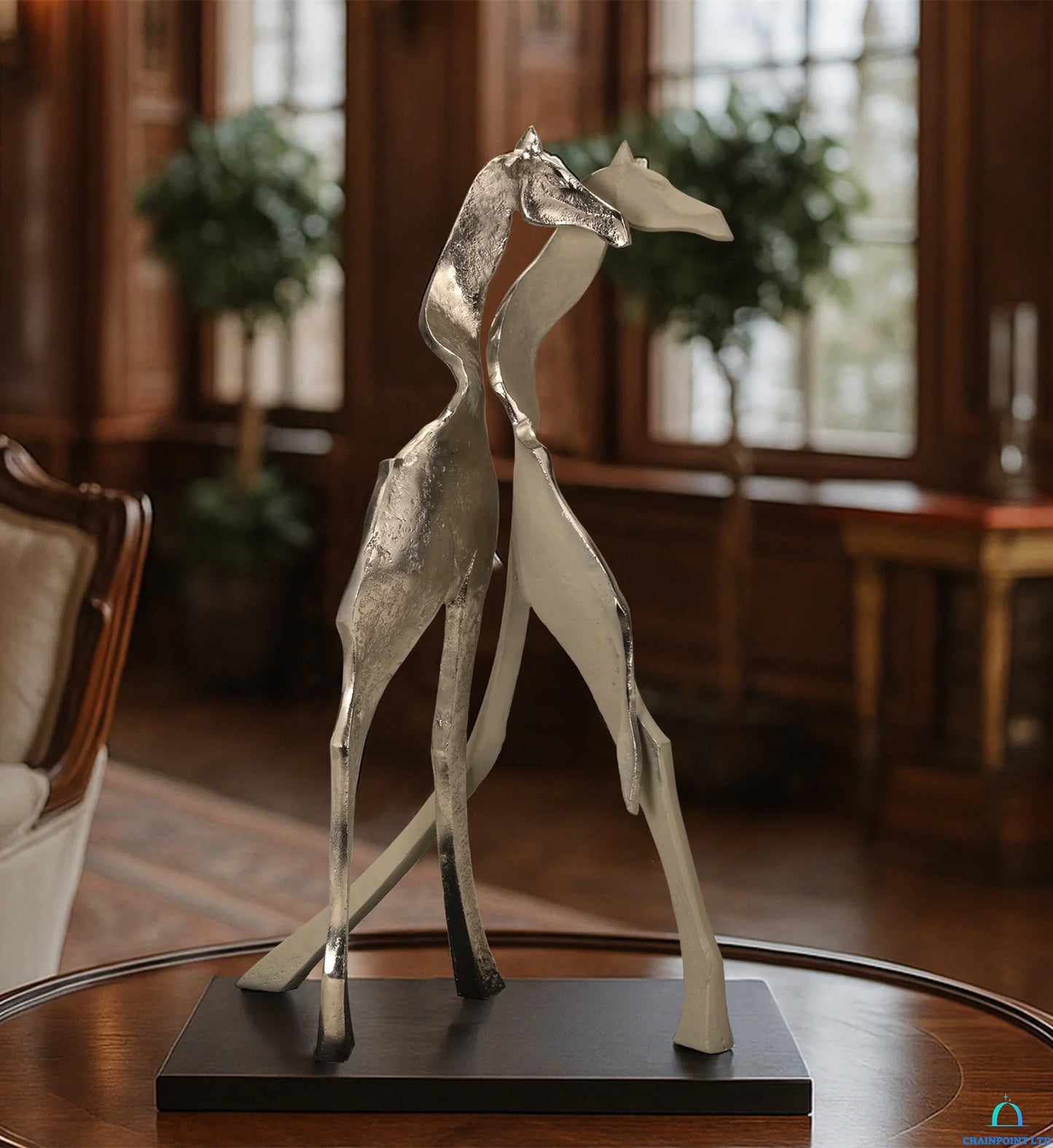 Cesar Giraffe Sculpture