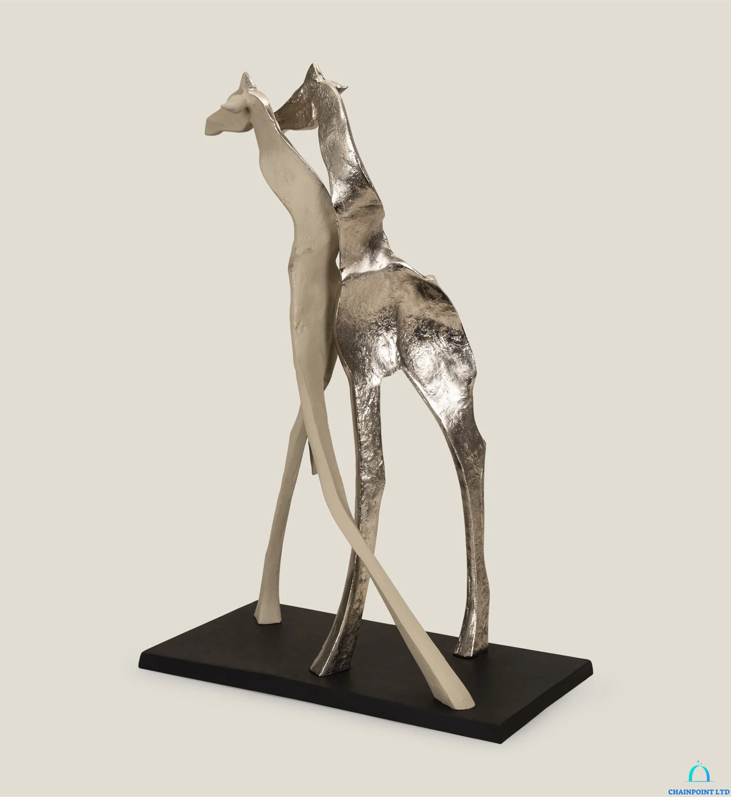 Cesar Giraffe Sculpture